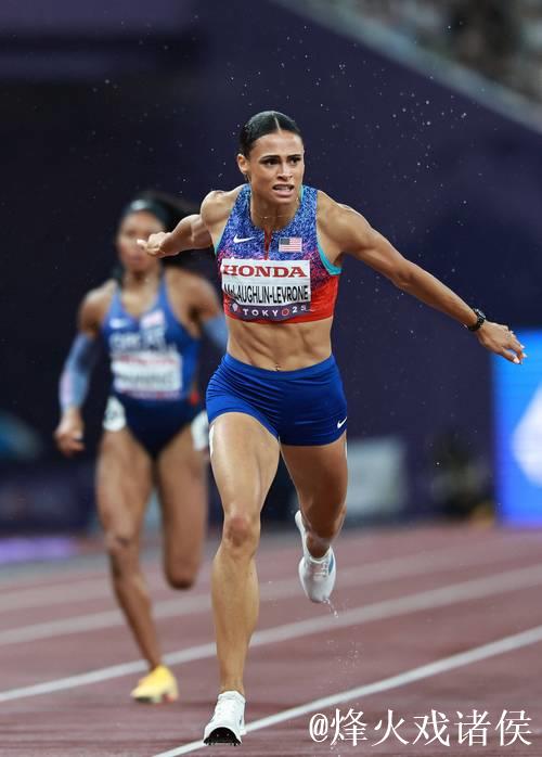 麦克劳林女子400米摘金 打破尘封42年赛会纪录