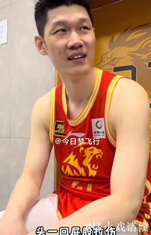 CBA-胡金秋砍下22分 上海99-77大胜广厦喜迎7连胜