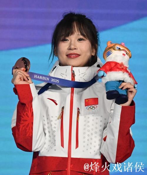 滑雪大跳台世界杯北京站:中国队刘梦婷、韩林杉晋级决赛 滑雪大跳台世界杯北京站:中国队刘梦婷、韩林杉晋级决赛